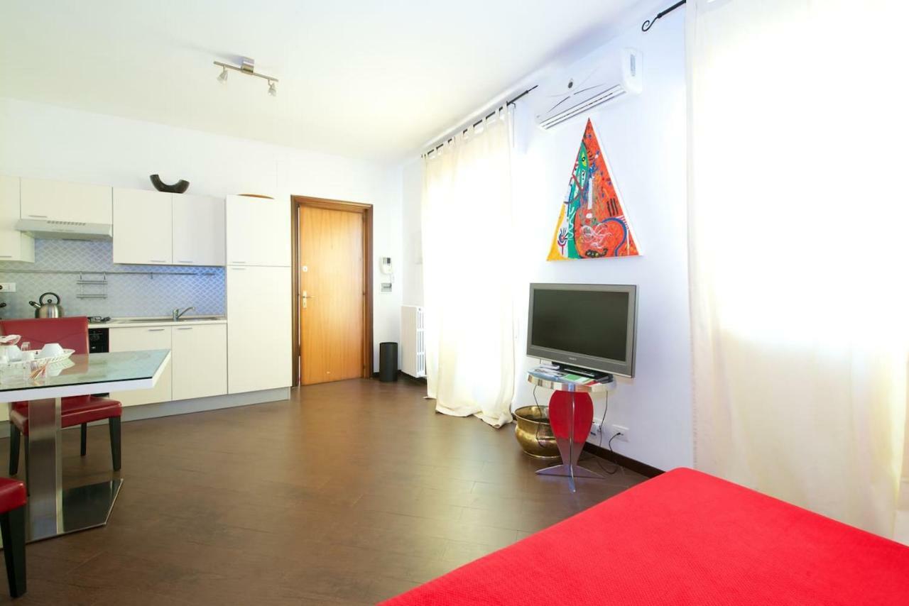 Casa Turati Lägenhet Bari Exteriör bild
