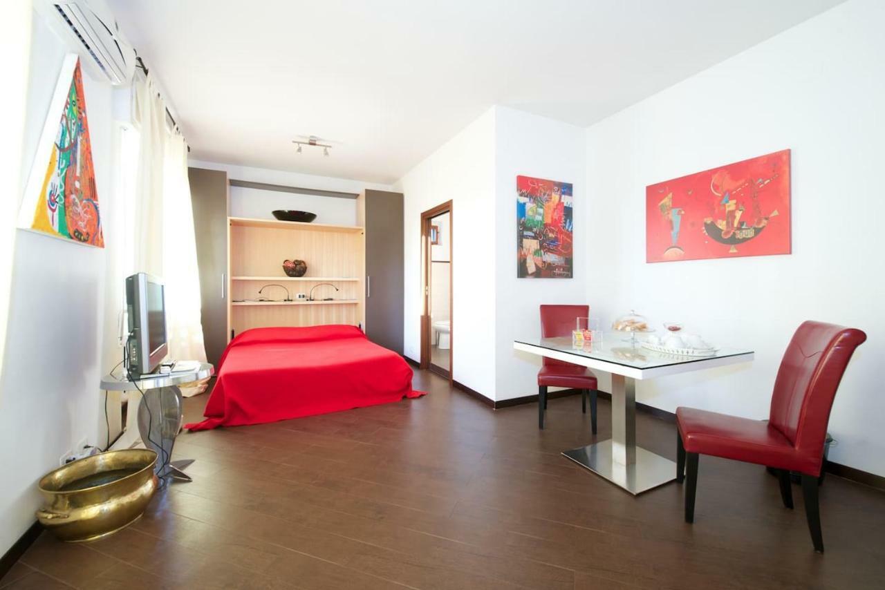 Casa Turati Lägenhet Bari Exteriör bild